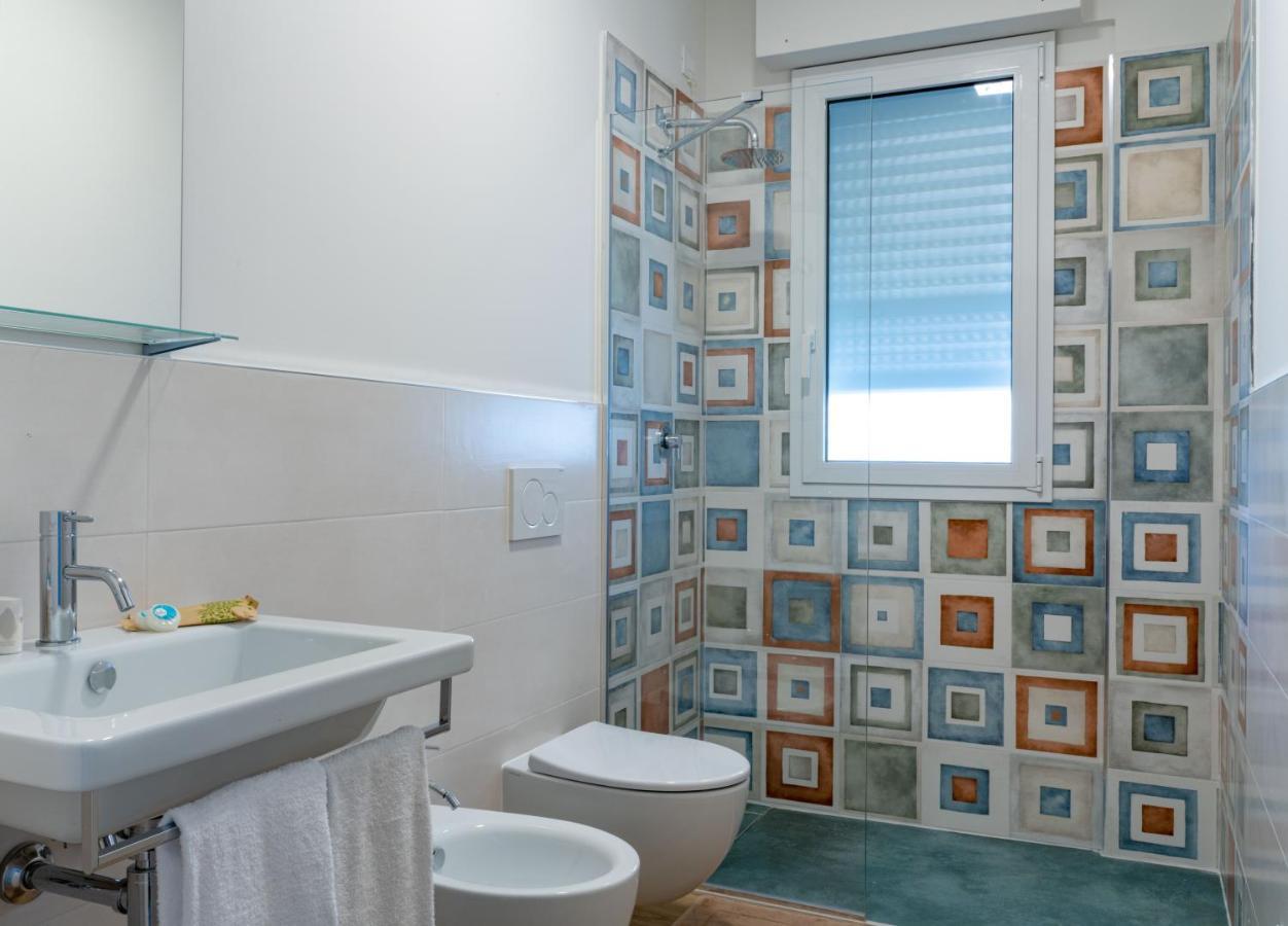 Villa Mare Pineto Luaran gambar